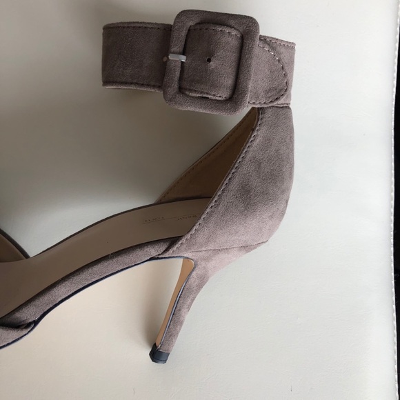 Zara Gray Heels - Picture 6 of 7